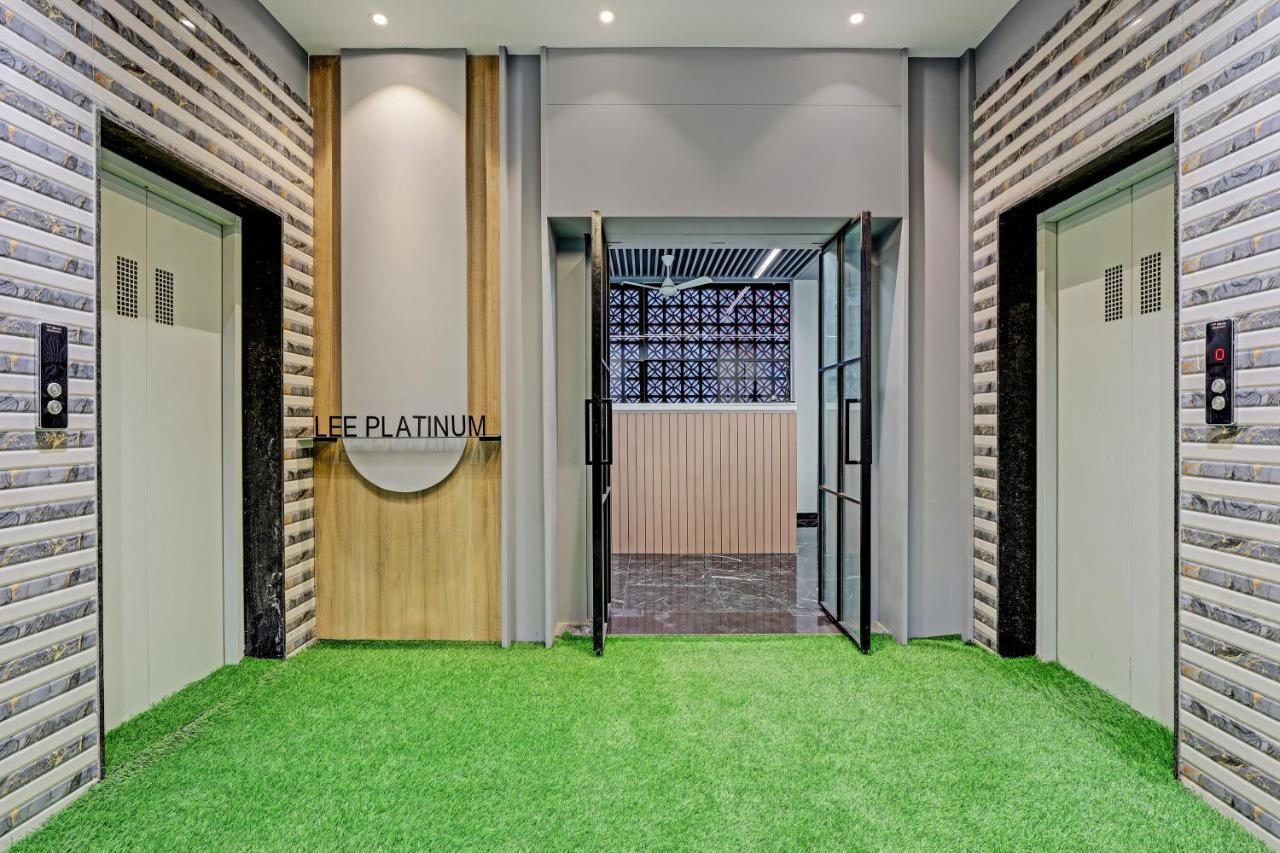 Hotel Lee Platinum Ahmedabad Exterior foto